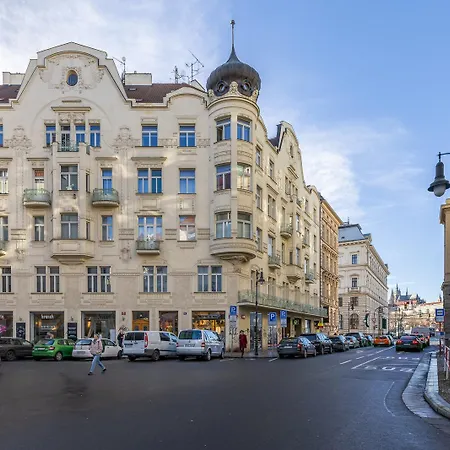 Stylish Old Town By Easybnb *