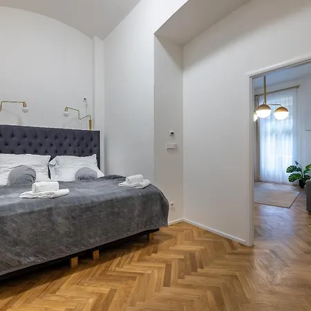 Stylish Old Town By Easybnb דירה פראג